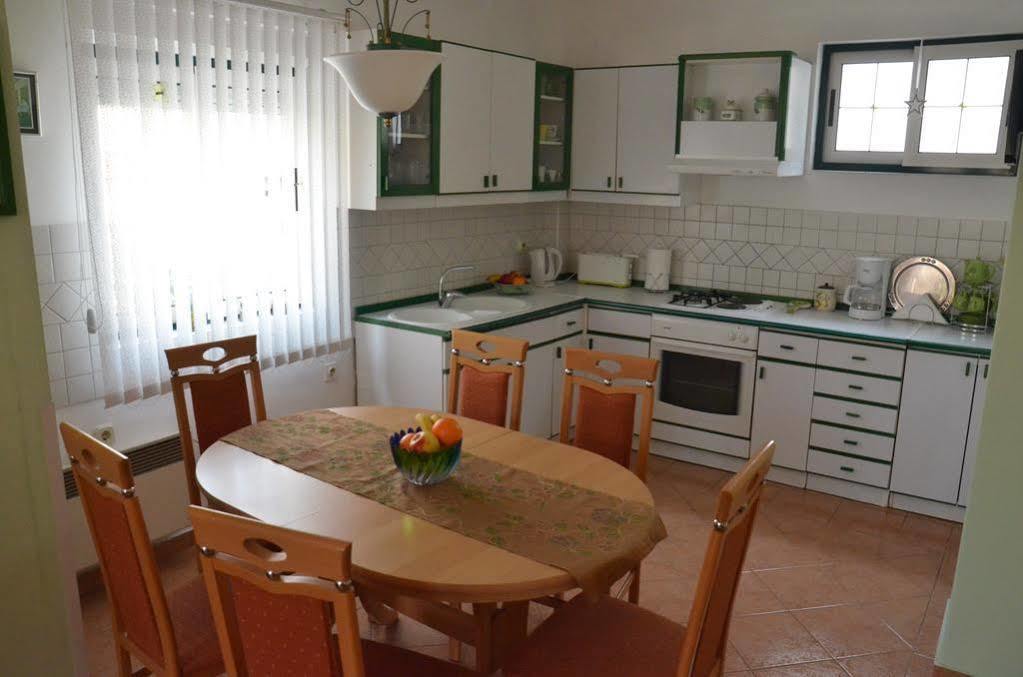 Apartment In Задар Экстерьер фото