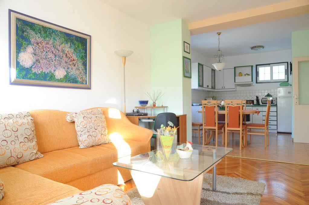Apartment In Задар Экстерьер фото